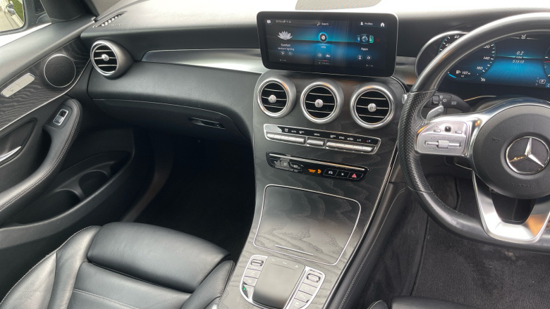 Mercedes-Benz GLC 300d 4Matic AMG Line Premium 5dr 9G-Tronic Diesel Estate